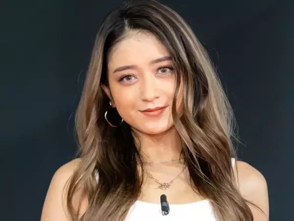 みちょぱ、カッコよすぎるスノボショット　華麗なる滑りにネット驚き