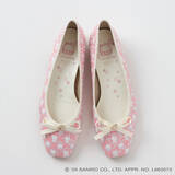 「サンリオ×「ダイアナ」新シリーズ登場！　招き猫姿のハローキティを桜柄西陣織にデザイン」の画像1