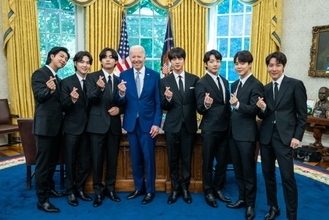 BTSの米ホワイトハウス訪問に「かっこよかった」と反響、パク・シネが第1子を出産【気になる韓国エンタメニュース3選】
