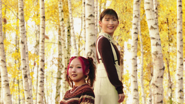 HANA CHIKA＆伊藤沙莉がアドリブダンスで息ぴったり！　マクドナルド「三角チョコパイ」新CMで共演