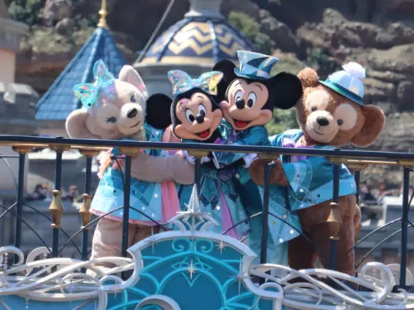 TDS、25周年を彩る特別なショーがお披露目！　「スパークリング・ジュビリー・セレブレーション」を一足先にチェック＜取材レポ＞