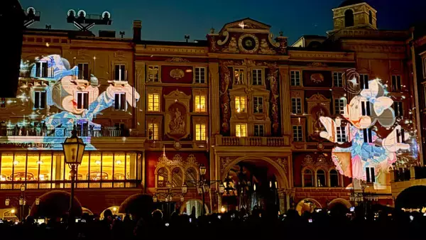 東京ディズニーシー25周年は“夜の景色”が圧巻！　ジュビリーブルーが映える幻想的な雰囲気がステキ＜取材レポ＞