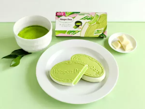 「ハーゲンダッツ、新作は“抹茶＆ホワイトチョコ”！ 「クリスピーサンド」25周年を記念して登場」の画像