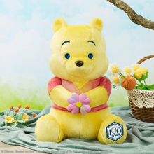 『くまのプーさん』ナムコ限定プライズ登場へ！　100周年を記念した「スーパーラージぬいぐるみ」など展開