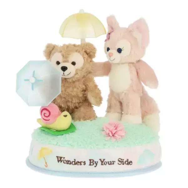 ダッフィー新グッズ、6．2発売！　小さな幸せを見つける姿をデザイン〈東京ディズニーシー〉