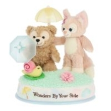 ダッフィー新グッズ、6．2発売！　小さな幸せを見つける姿をデザイン〈東京ディズニーシー〉