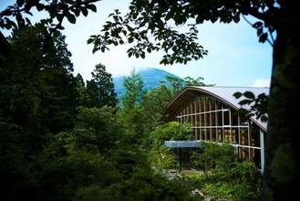 箱根に“自然豊かなリトリート施設”がオープン！　ホテル＆ヴィラからなる贅沢空間