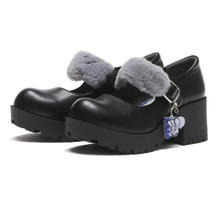 「ABCマート」×『ズートピア2』コラボ！　ジュディとニックがモデルの“ファー＆チャーム付きシューズ”登場へ