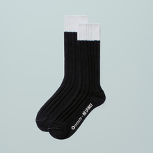 BE:FIRST×「ファミマ」コラボウェア発売！　秋冬コーデを彩るロゴ入りソックスなど登場