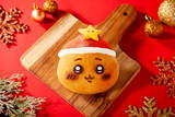 「ちいかわたちがサンタに変身！　「ちいかわベーカリー」にクリスマス限定パンが登場」の画像1