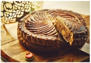 新年の幕明けを祝う“チョコレートスイーツ”登場へ！　遊び心あふれる仕掛けも