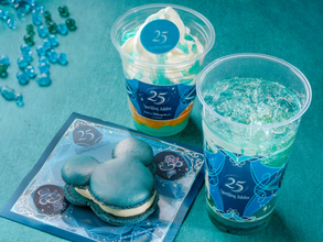 東京ディズニーシー25周年スペシャルメニュー登場へ！　“ジュビリーブルー”のマカロンなどラインナップ