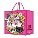 「SNS騒がす「ヴィレヴァン」福袋、発売へ！ “無駄に”10種類もラインナップ」の画像1