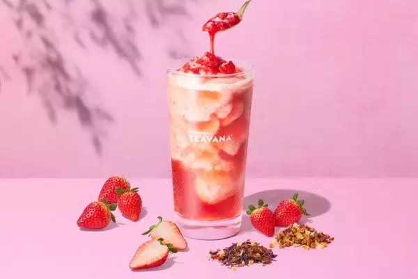 【本日発売】ティー特化「スタバ」春の新作第2弾！　ストロベリー果肉を合わせたフローズンビバレッジ