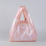 「紀ノ国屋“キラキラ輝く折りたたみエコバッグ”に新色が登場！　裏面の新デザインも魅力の全3種」の画像1