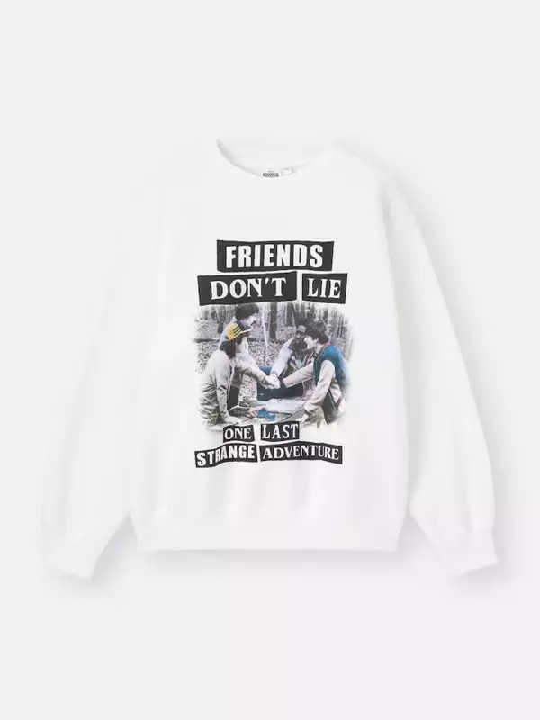 「GU」×『ストレンジャー・シングス』がコラボ！　80年代ムードに落とし込んだウェア全4種登場へ