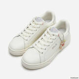 「「FILA」×『mofusand』が初コラボ！ “テニス”をテーマにしたにゃんこたちのスニーカー登場」の画像1