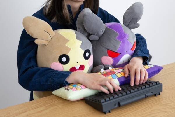 ポケモン モルペコがpcクッションに まんぷくもよう と はらぺこもよう のセット 21年5月日 エキサイトニュース