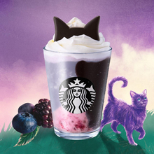 スタバ、ハロウィンシーズンがスタート！　“幻のパープルキャット”モチーフのフラペチーノ発売