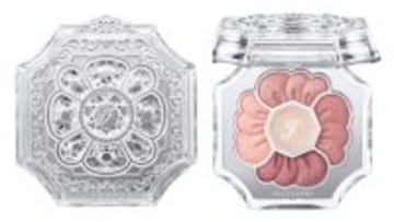 「ジルスチュアート」春コレクション発売！　花びらを重ねたドレスのようなアイカラーなど展開