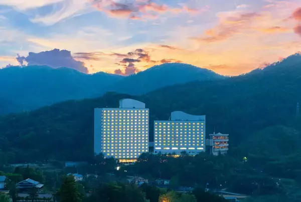 岐阜初の“ヒルトン高山リゾート”が9．14開業！　北アルプスの自然を望む温泉テラスを併設