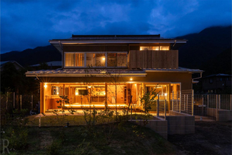 山梨“愛犬と過ごせる1日1組限定の宿”がすてき！　富士山を望む半露天風呂や客室を満喫