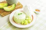 「「Eggs ’n Things」期間限定メニュー発売！　まるで“メロンのような見た目”のパンケーキ」の画像1