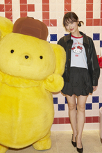 山下美月がポムポムプリンと対面！ 「サンリオハウス」プレオープンに山田優、山本美月、久間田琳加らが来場