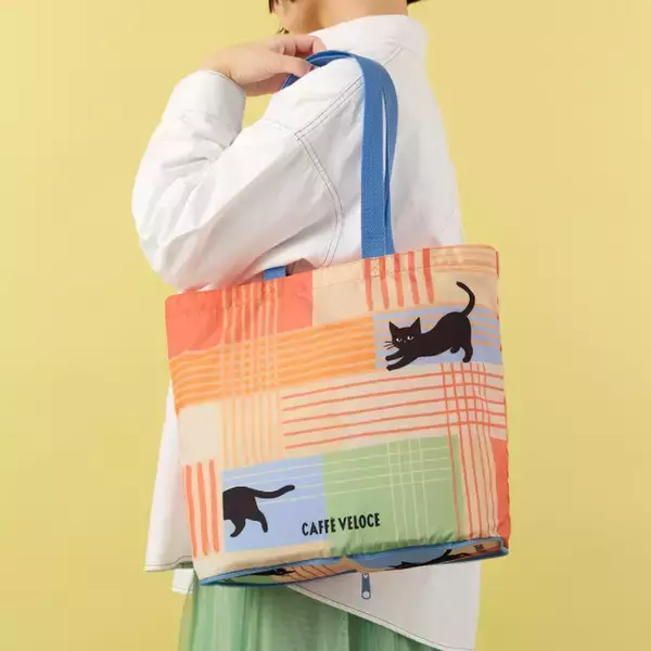 カフェ・ベローチェの「黒ねこエコバッグ」が超かわいい！　1つで4通りの柄が楽しめる全5種展開