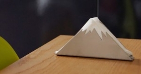 日本一の山を食卓に！富士山の形をしたオシャレなペーパーホルダー