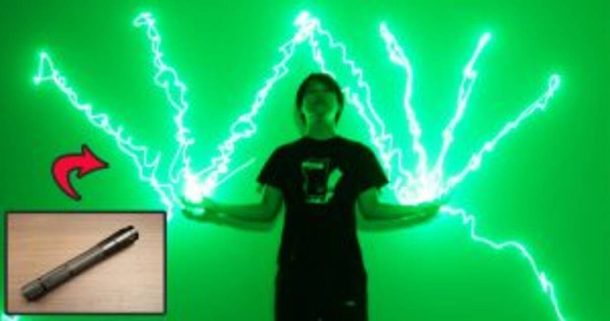 大人の遊び 国内トップクラス出力のレーザーポインターで遊んだら能力者になれた件 17年9月8日 エキサイトニュース