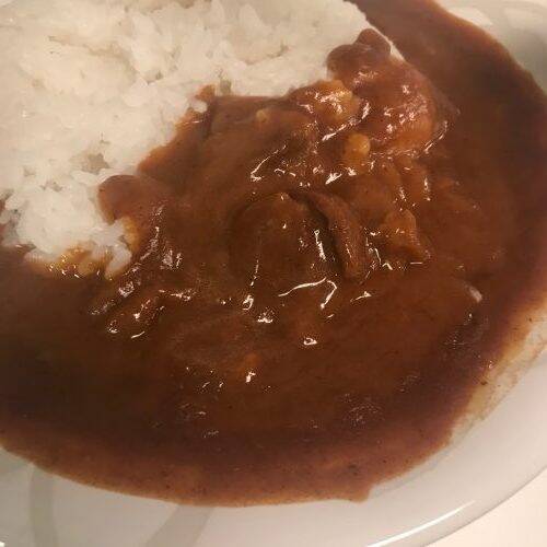 熊本名産のエコなえこめ牛と七城メロンの豪華カレー 熊本菊池メロンカレー は意外とピリ辛 2018年9月7日 エキサイトニュース