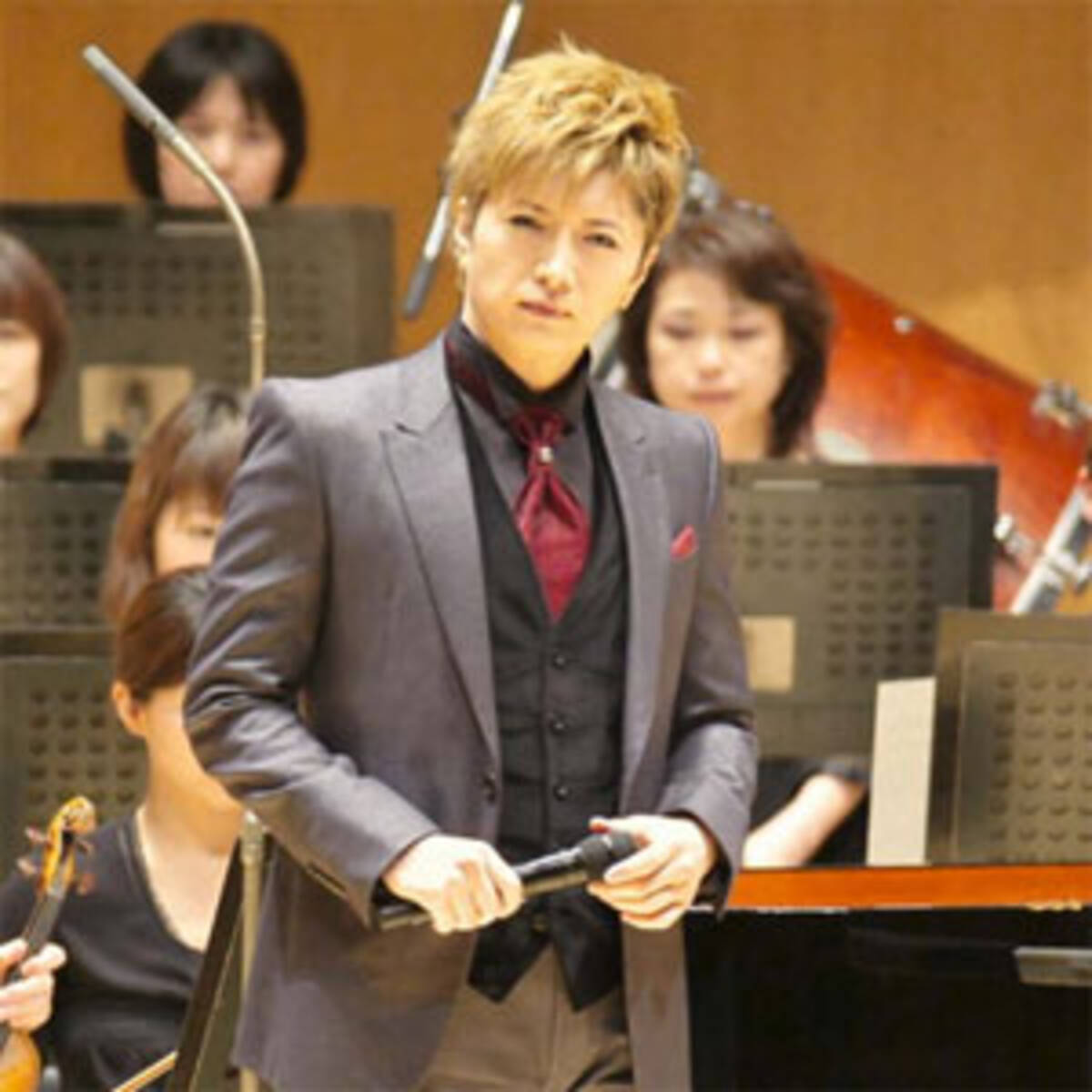 疑惑まみれのgackt ついに元スタッフが脱税で逮捕も 超高級車 ランボルギーニが話題に 14年4月11日 エキサイトニュース 2 2