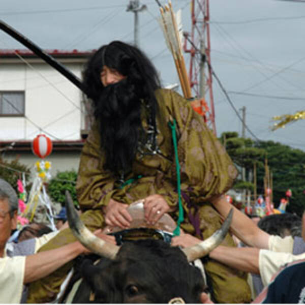 観客の目の前でおたふくと天狗が合体 全国各地の奇祭に見る 日本人のルーツとは 15年2月15日 エキサイトニュース