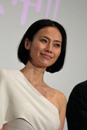 女優・中谷美紀、独立の裏に渡部篤郎との“破局”あった？　「銀座クラブに通い詰める姿も……」