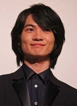 神木隆之介、佐野ひな子と熱愛発覚で「結局、男は巨乳好き！」とファン離れ加速！　二股疑惑も……