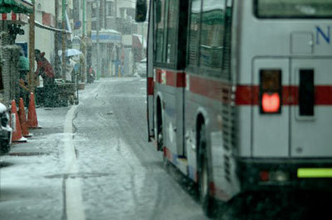 運転手の“ながら運転”事故が3年間で4,000件……韓国で路線バスに乗るのは自殺行為!?