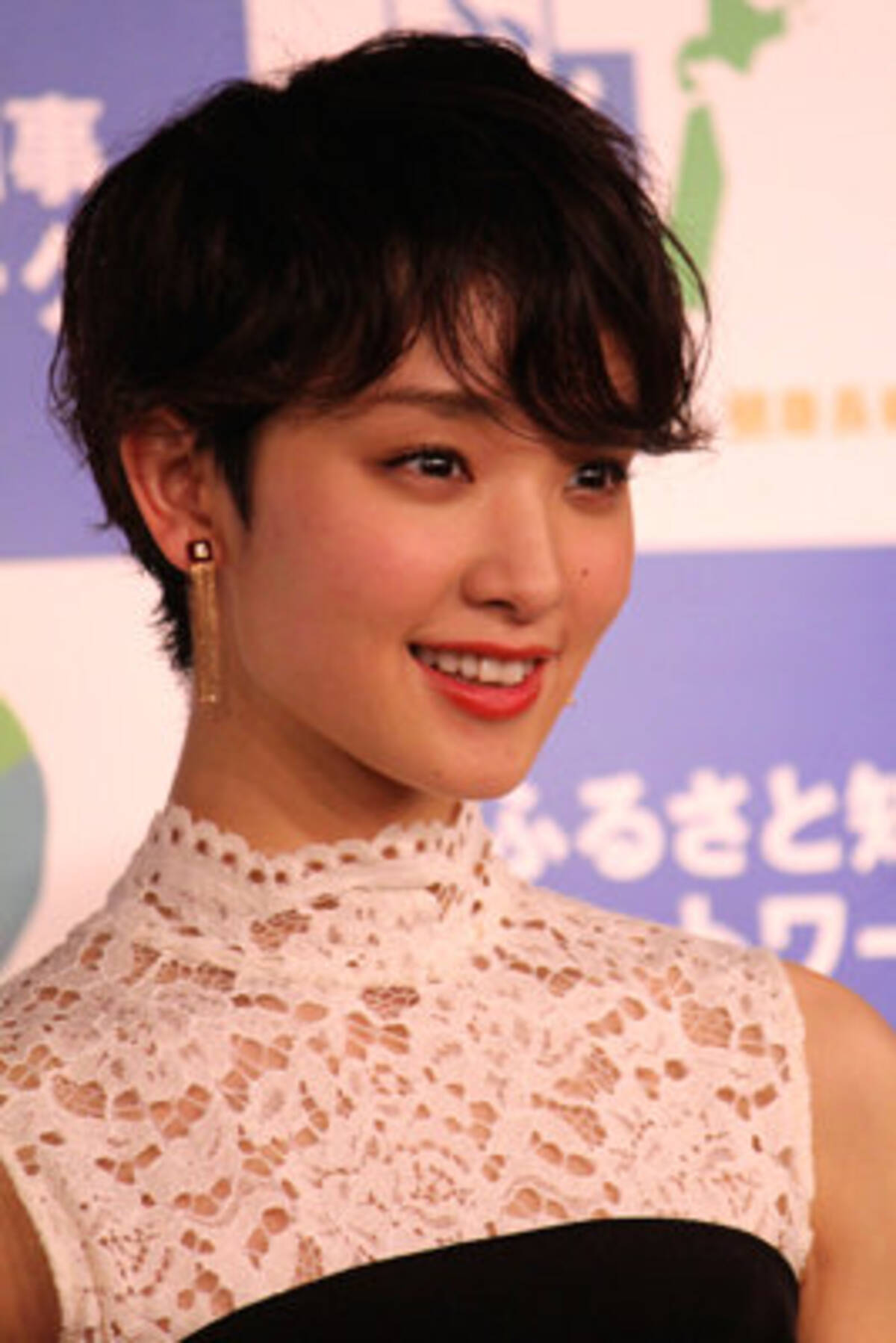 プライム帯から追われた剛力彩芽 今度はwebドラマで主演 心折れないタフさに感服 17年7月2日 エキサイトニュース