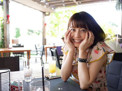 小林麻耶、“夫の素顔公開”でブログ1位に返り咲き！　芸能界引退したのに、話題を振りまくワケ