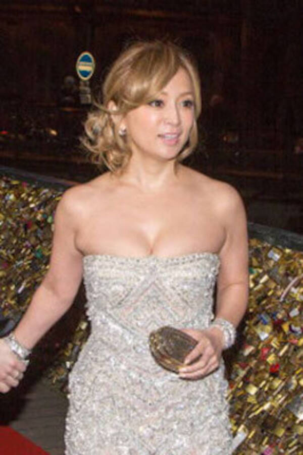 浜崎あゆみの暴露本は Ayu再生プロジェクト か 設定の姑息な脚色にあきれ声も 19年8月1日 エキサイトニュース