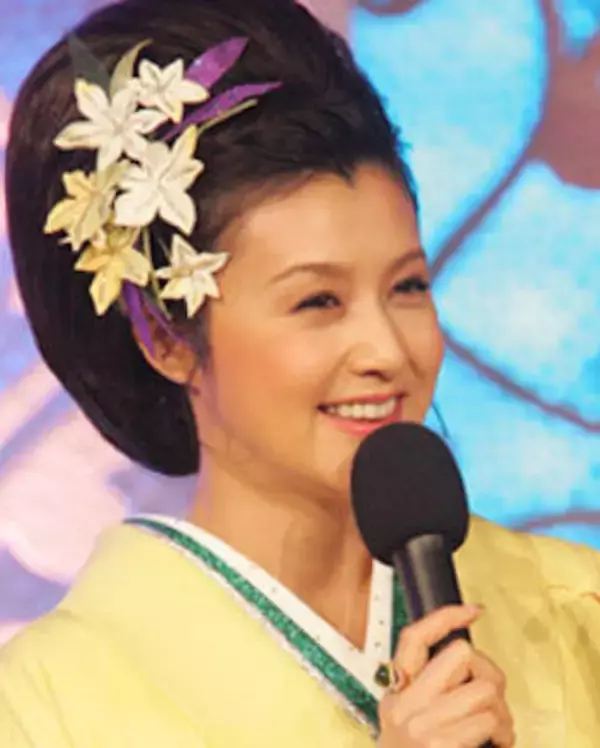 藤原紀香、サザエさん対決で天海祐希を一方的に敵視？ 視聴率女王を格下扱いで共演NGも