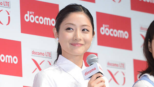 石原さとみ 新婚夫には見せられない 綾野剛と収録外でのイチャつきにスタッフがハラハラ 21年4月28日 エキサイトニュース