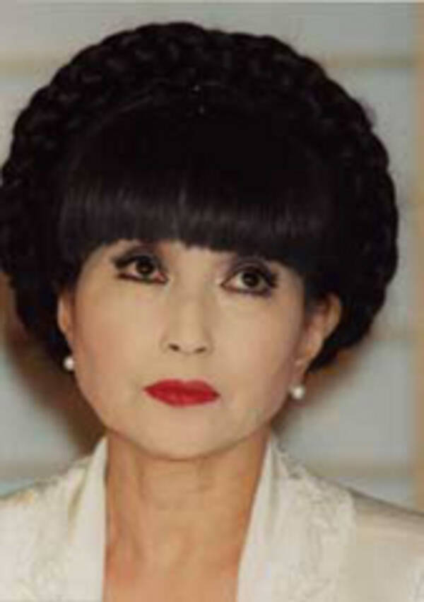 黒柳徹子と淡路恵子 携帯に残る 故人の電話番号 で意気投合 12年11月5日 エキサイトニュース