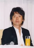 山崎賢人 千葉雄大との腕組みツーショット披露 久々に会えて嬉しかった 15年2月17日 エキサイトニュース