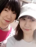 桃 整形前夜 すっぴん一重 を親友がインスタ投稿 これも商売か 旦那さんは の批判 17年8月18日 エキサイトニュース