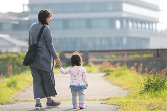 万引きGメンに捕まって“失禁”――店長も呆れ果てた「タワマン専業主婦」が盗んだモノ