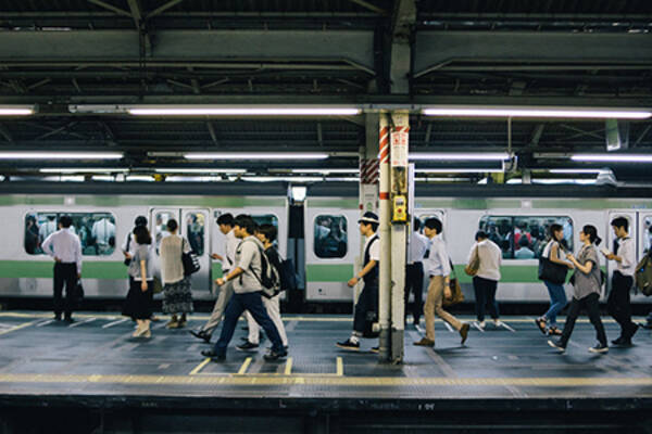 なぜ人身事故をスマホで撮影するのか 精神科医が Jr新宿駅 異例の放送 の背景を語る 19年10月11日 エキサイトニュース