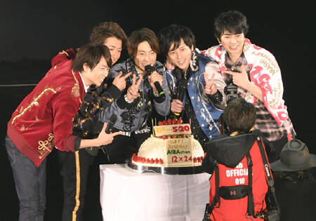 嵐 二宮結婚2日後のコンサートで 櫻井翔はパーフェクト とファン賛辞のワケ 19年11月17日 エキサイトニュース