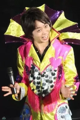 嵐 櫻井翔 ここまでなで肩が目立つ服があるんだ と自虐 驚きのコーディネートとは 年2月21日 エキサイトニュース