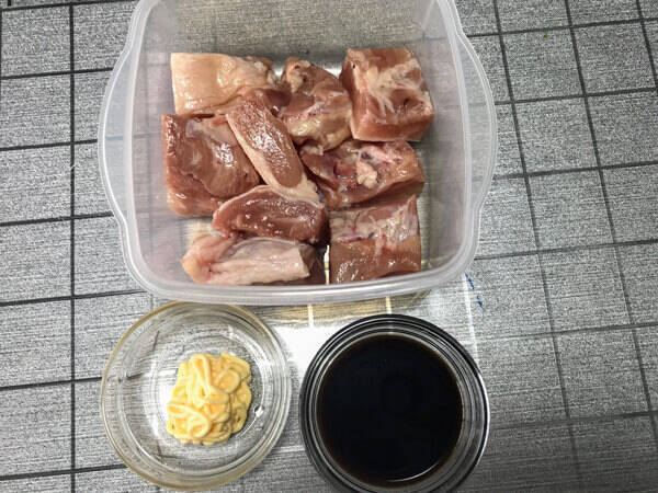 バズレシピ【最強のソース唐揚げ】はホントに最強!?　料理できない主婦が作ったら……簡単すぎてウマすぎて止まらない！